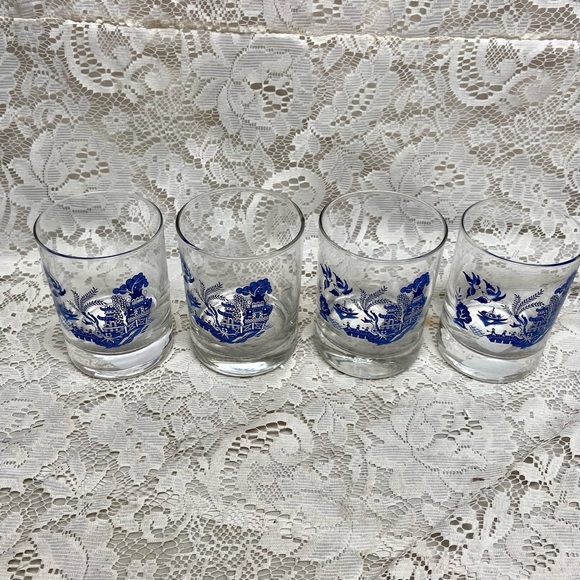 Vintage, Heavy  4pc Blue Willow Libbey Glass Tumblers - Picture 2 of 5